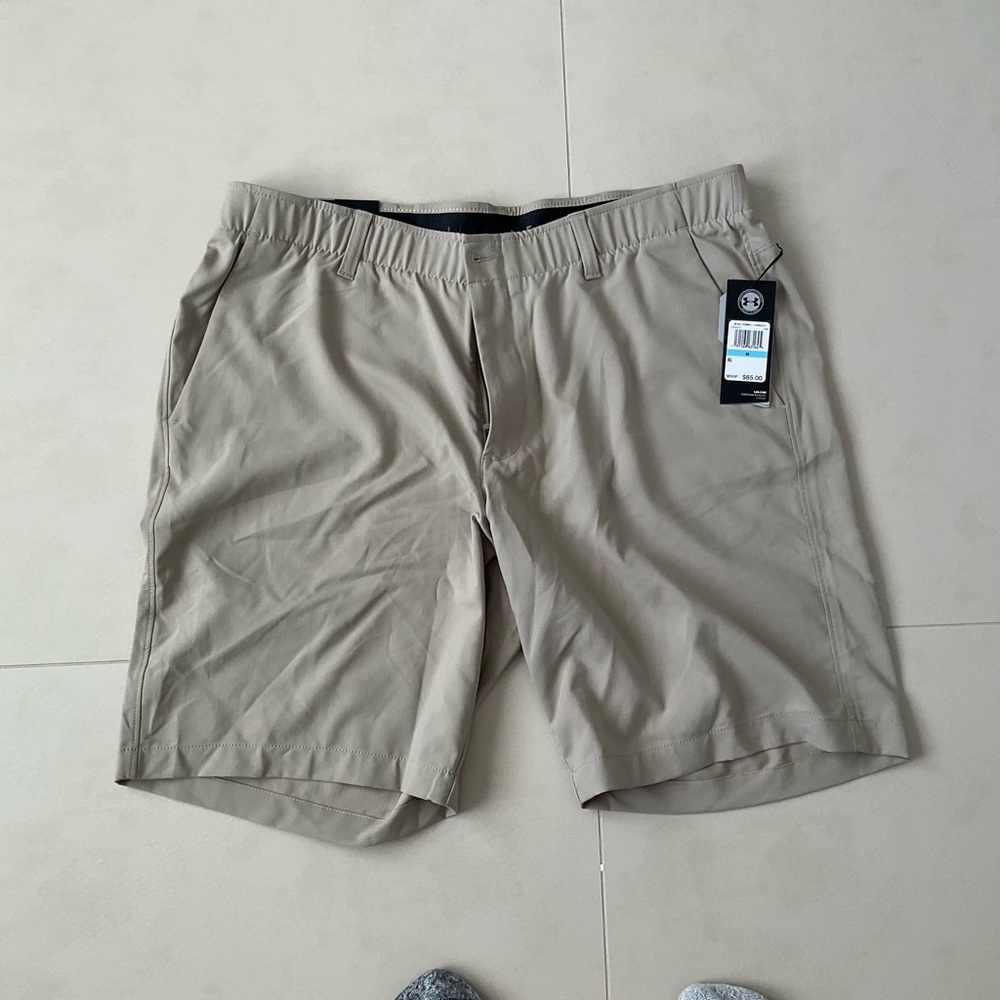 Under Armour Men's Tan Flat Front Shorts